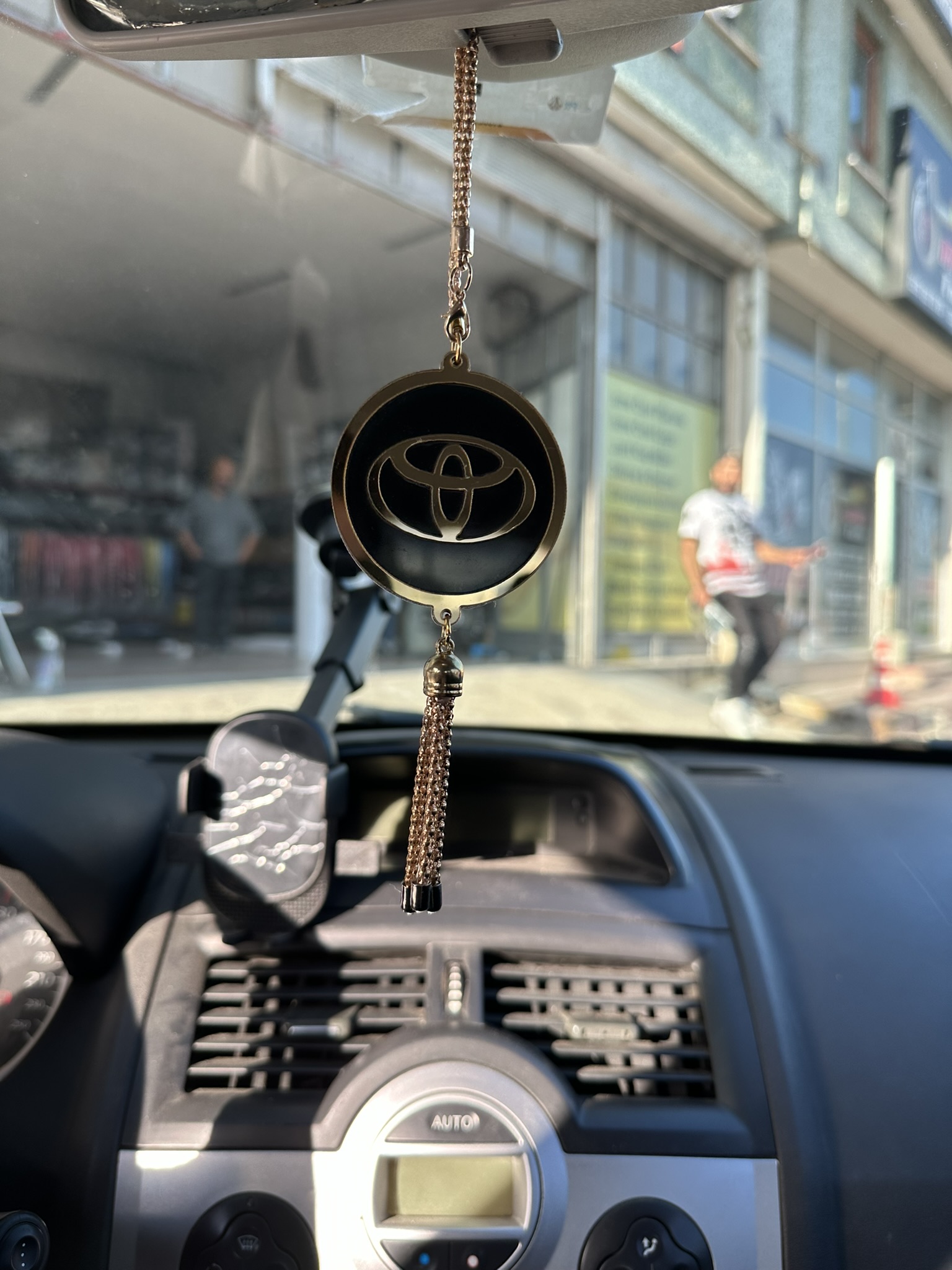 Toyota%20Dikiz%20Ayna%20Süsü%20Lüks%20Parlak%20Gold%20Renkli%20(Çift%20Yönlü)