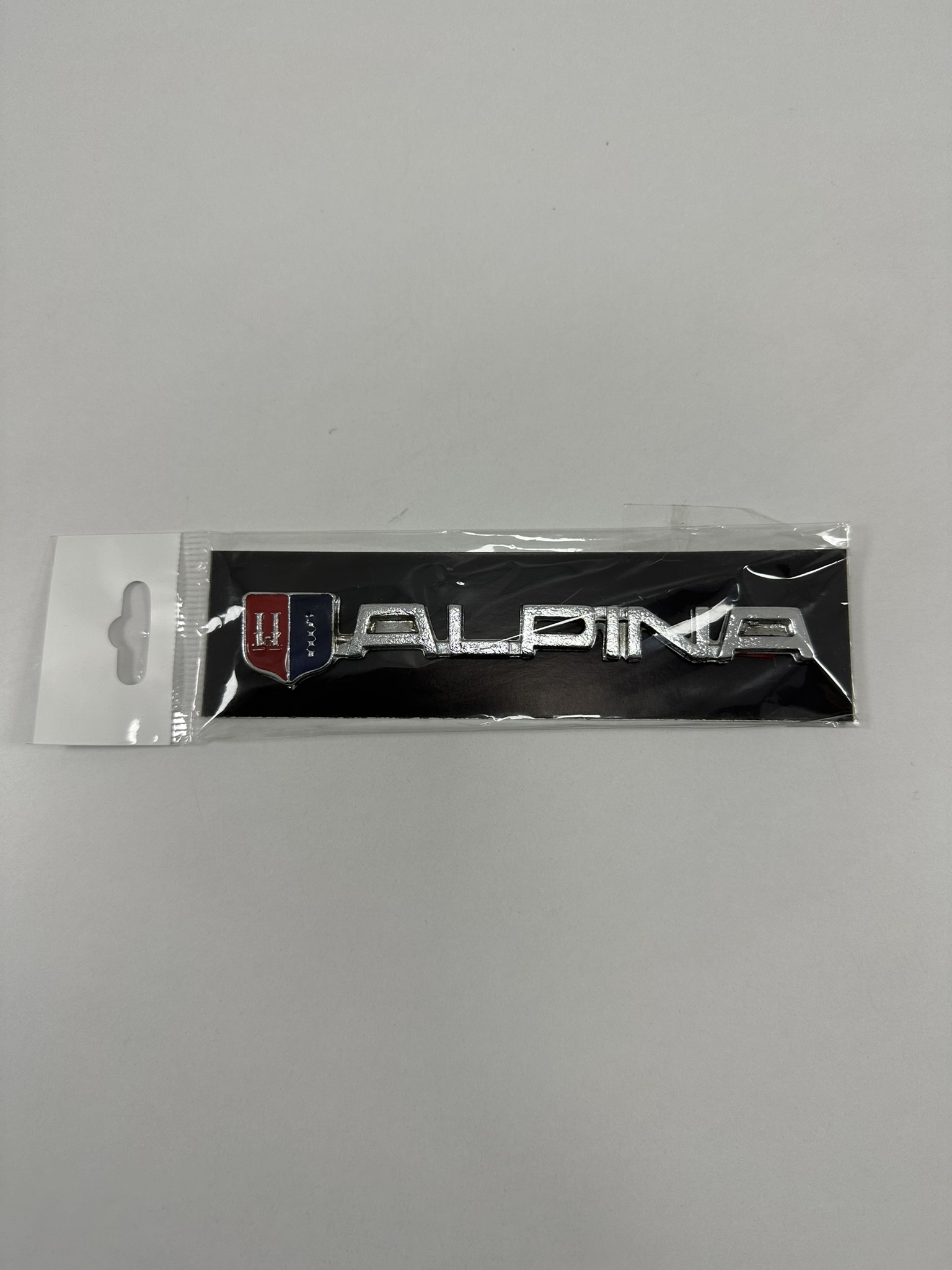 Alpina%20Metal%20Arma%20Gri